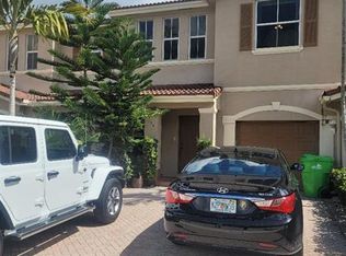 139 Riverwalk Cir, Fort Lauderdale, FL 33326