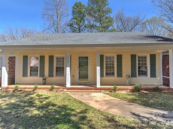 2nd image of 9509 Covedale Dr