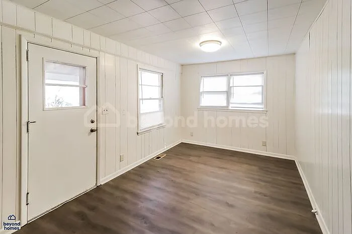 865 Westwood Rd — Photo 4