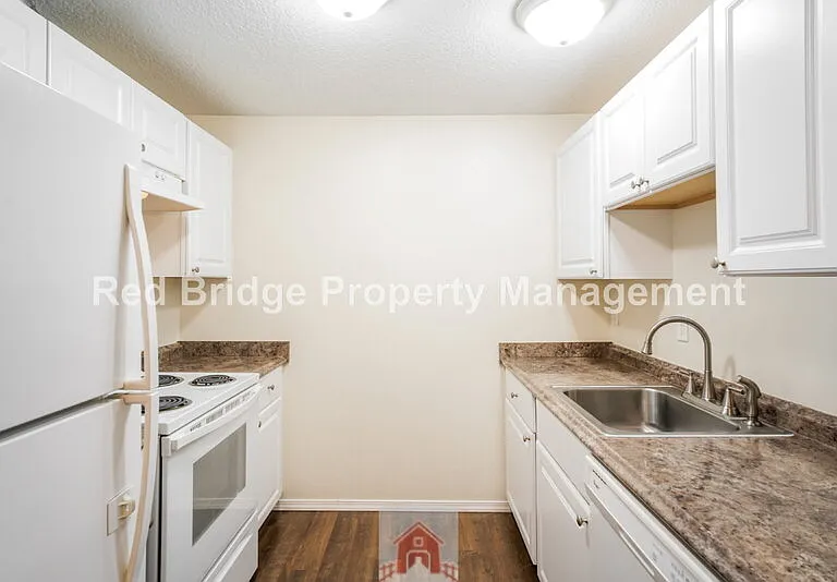 12270 SW Gingham Ln #D — Photo 6