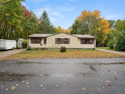 27 Faxon St, West Warwick, RI, 02893