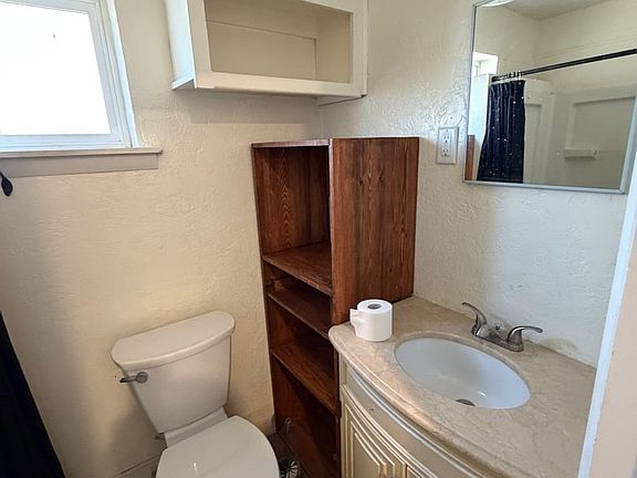 5th image of 417 S Ash St APT 1
