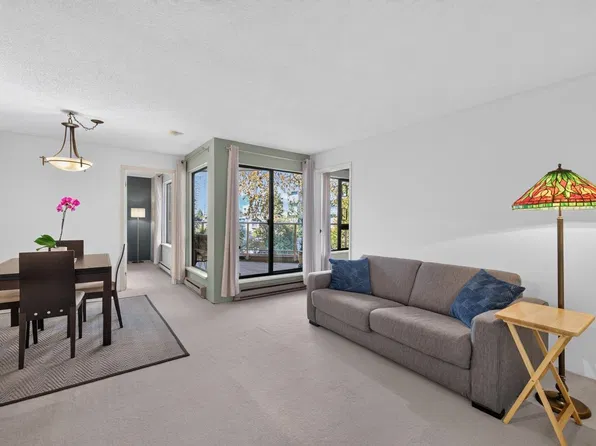 1080 Broughton St #203, Vancouver, BC V6G 2A8