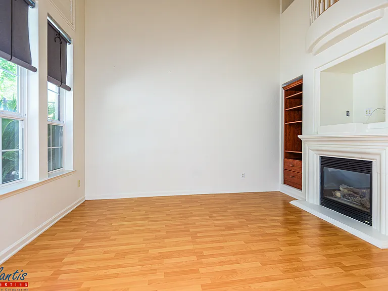 3931 Mosher Dr — Photo 3