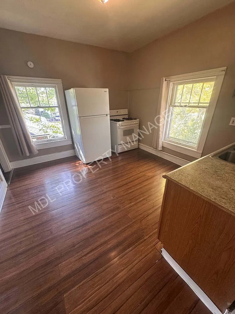 707 N Woodbridge — Photo 4