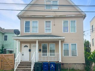 259-261 6th St #2, Bridgeport, CT 06607