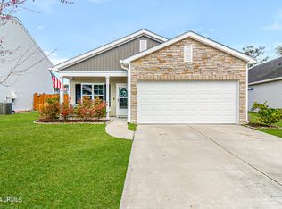 5 Chinquapin St, Beaufort, SC 29906