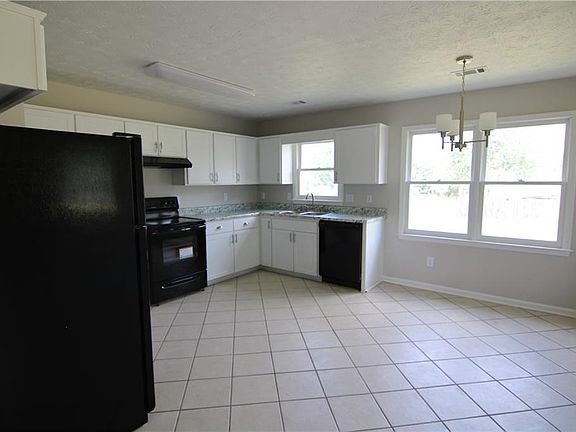 5th image of 21 Lee Road 2053