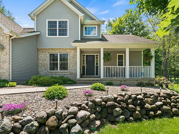2nd image of 9138 Richland Woods Dr