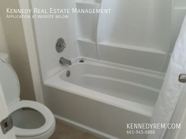 2145 W Avenue P8 — Photo 18
