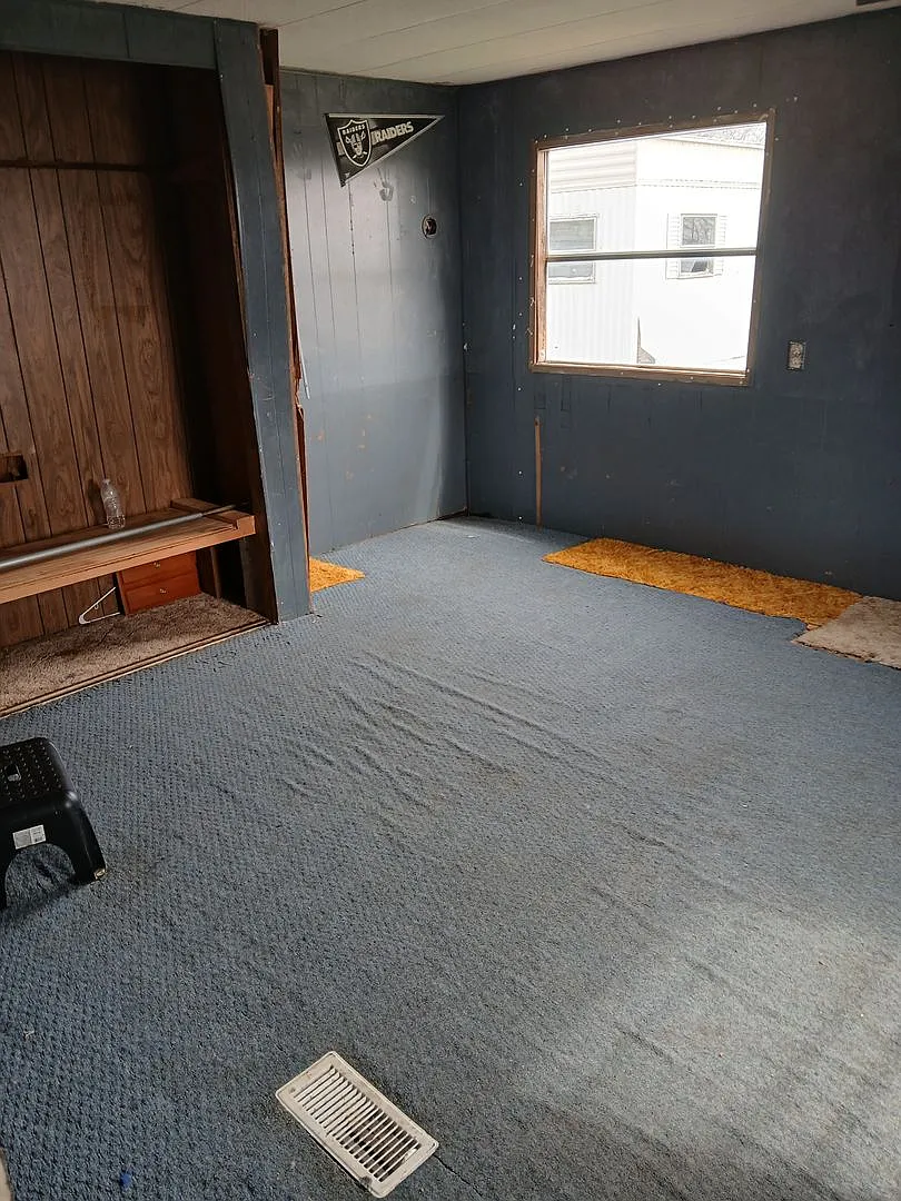 Hillcrest Mobile Home Community — Photo 2