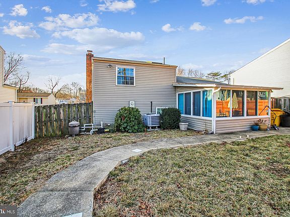 4th image of 1474 Gesna Dr