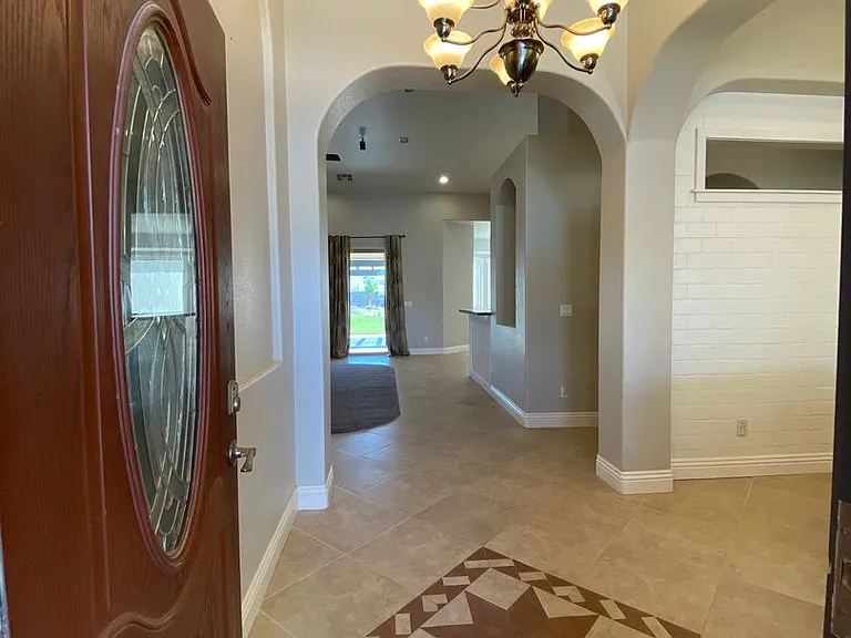 3611 Oakleaf Ave — Photo 6