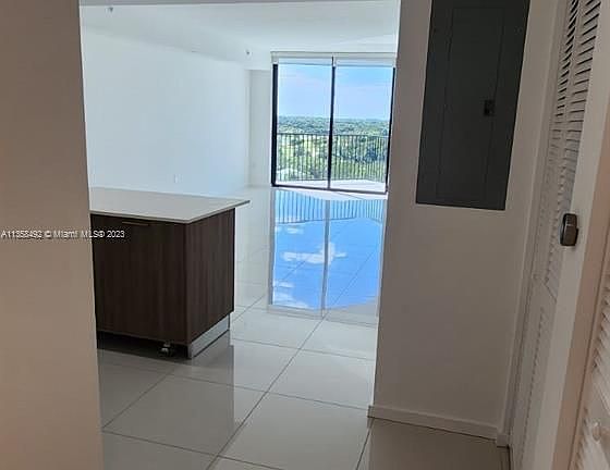 5th image of 5300 Paseo Dr #710