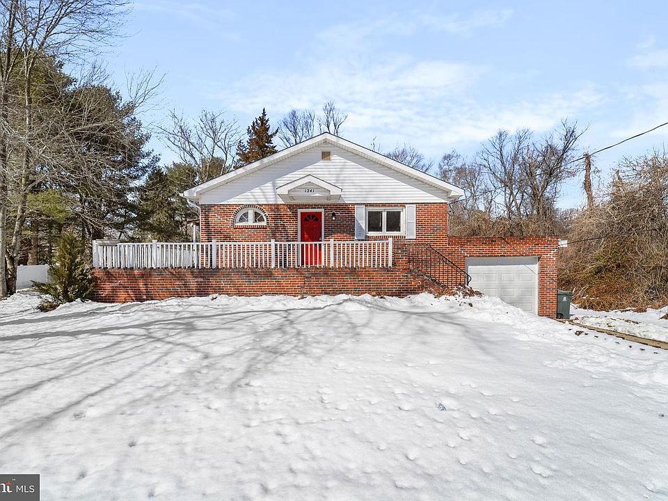 1st image of 1241 Clayton Rd