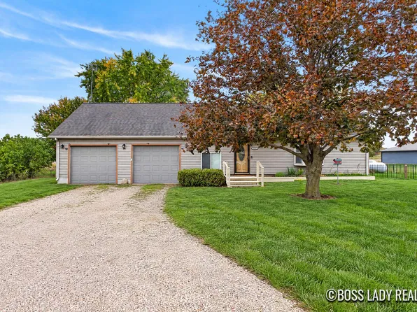 8951 N Greenville Rd, Lakeview, MI 48850