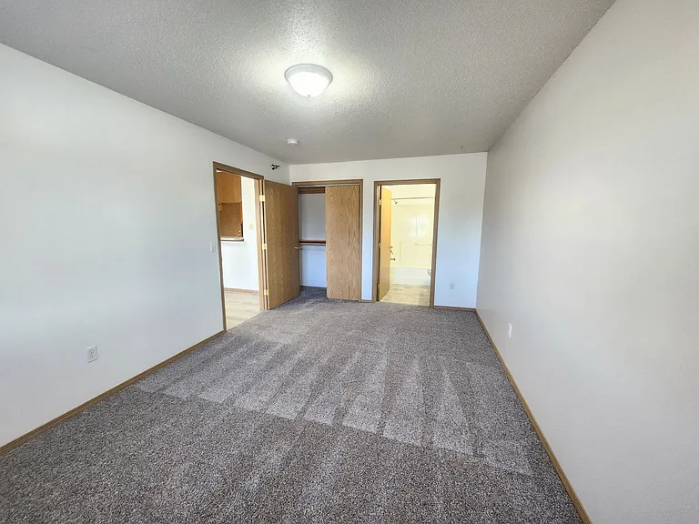 Prairie Gardens Apartments — Photo 10
