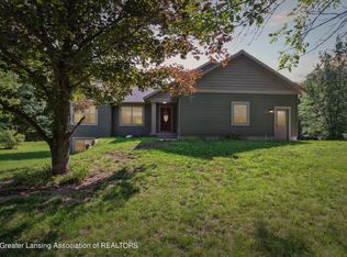 8664 N Arbogast Rd, Howard City, MI 49329