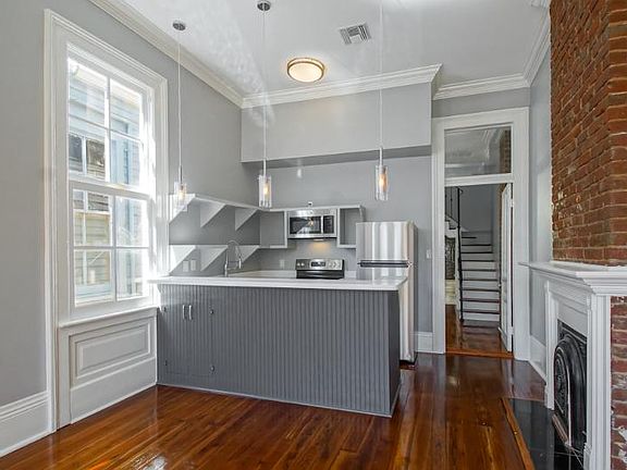 3rd image of 2523 Saint Thomas St
