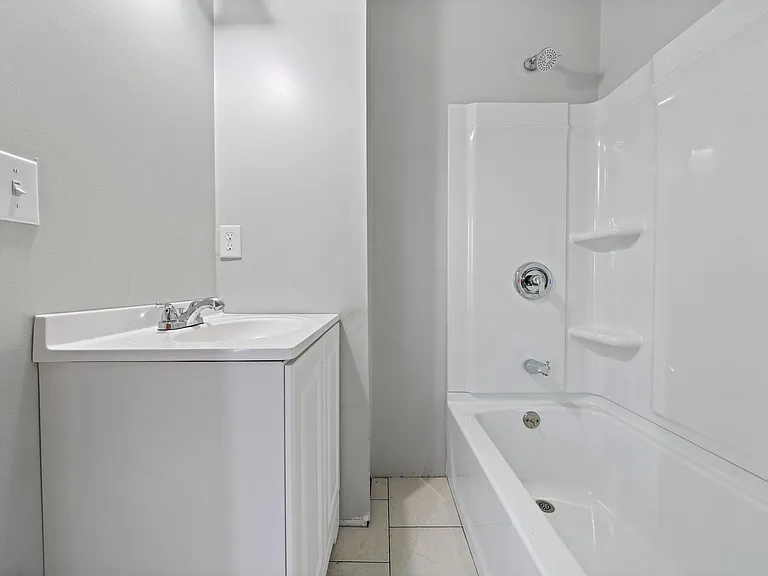 12 Shamrock St #2 — Photo 8
