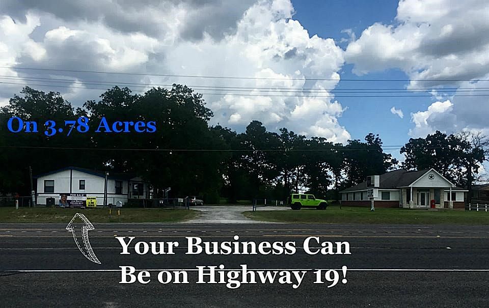 Looking for a great place for your business? Check out this small acreage on State Highway 19 in Riverside. Located inside the city limits, on city sewer!