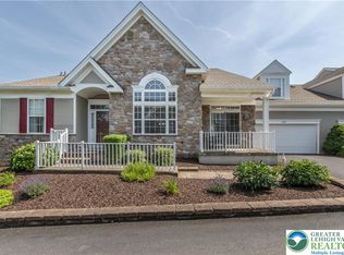 1880 Felicity Ln, Hellertown, PA 18055