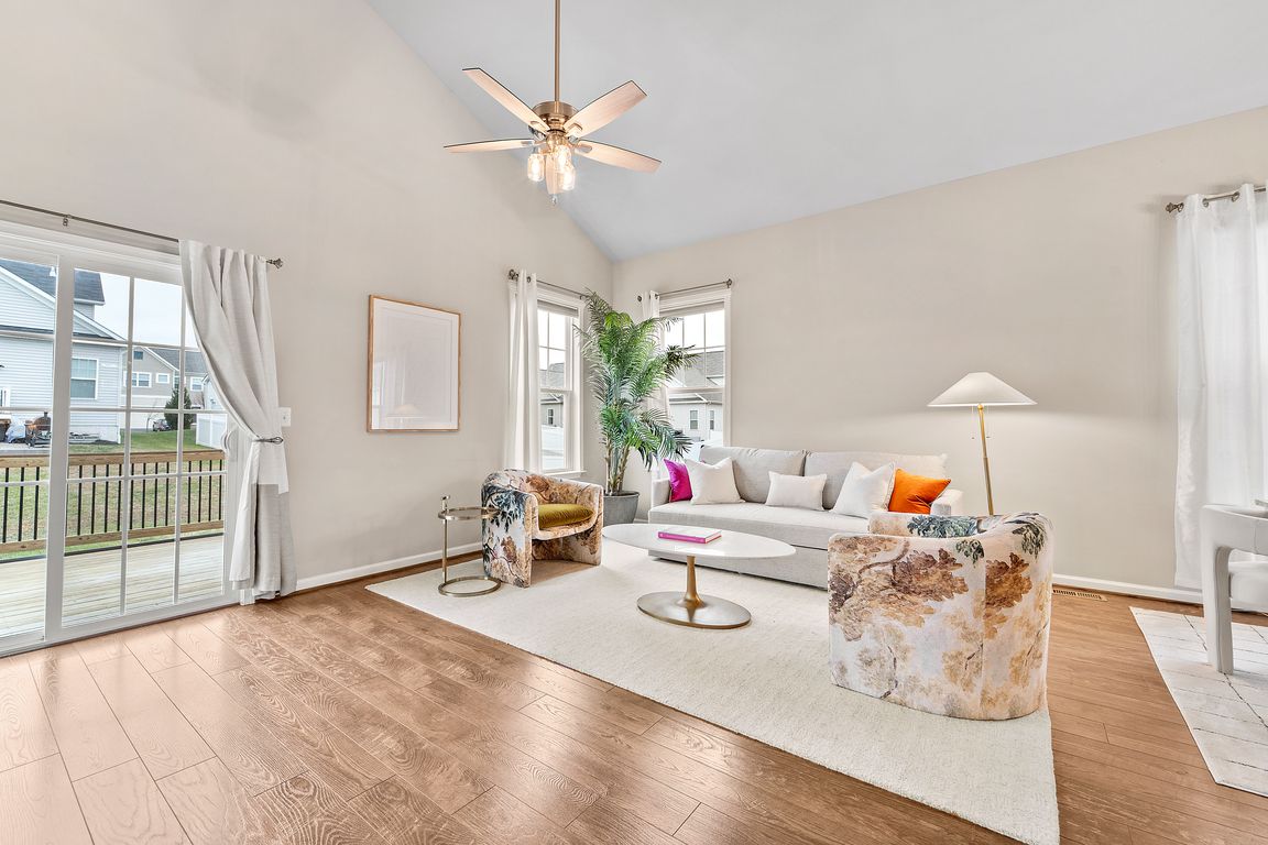 next background image