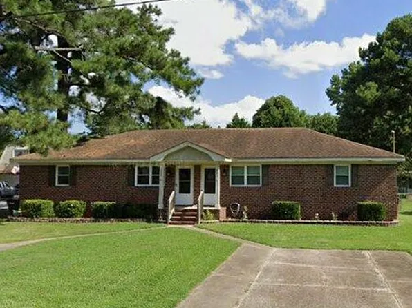 220 Frank Dr, Chesapeake, VA 23322
