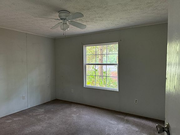 5th image of 9 Capehart Ln