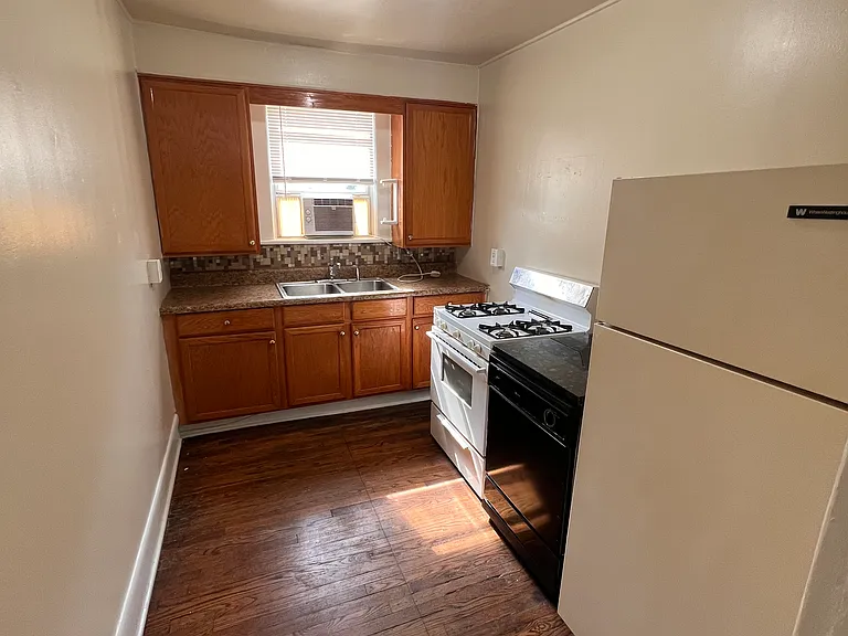 378 Elm Ave SW #2 — Photo 19