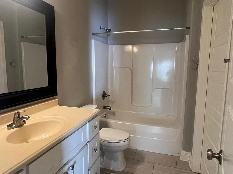 7481 Harvest Village Ct — Photo 10
