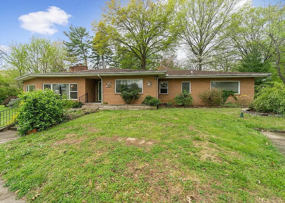 1st image of 2617 Maria Louise Ln