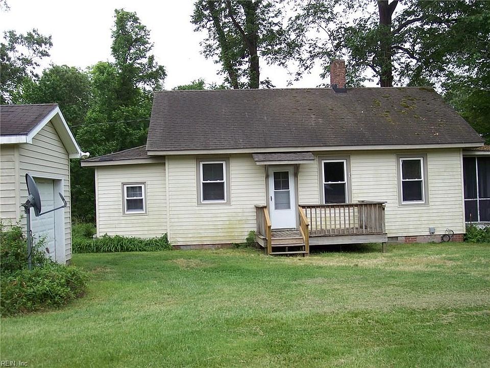 2nd image of 12351 The Oaks Ln