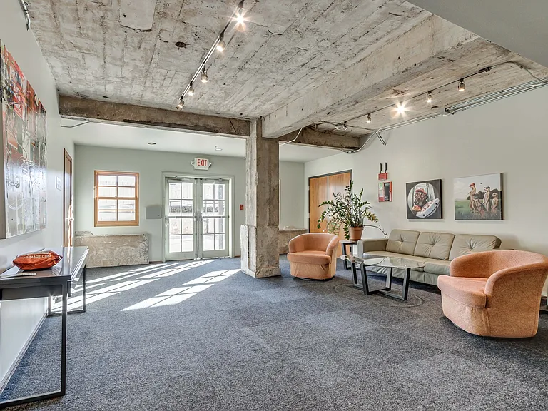 1209 N Harvey Ave #102 — Photo 38