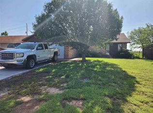 924 SW 60th St, Lawton, OK 73505