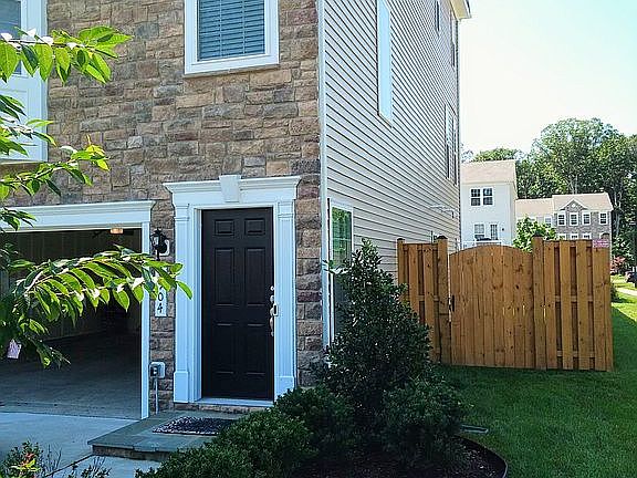 4th image of 6904 Bryson Cir