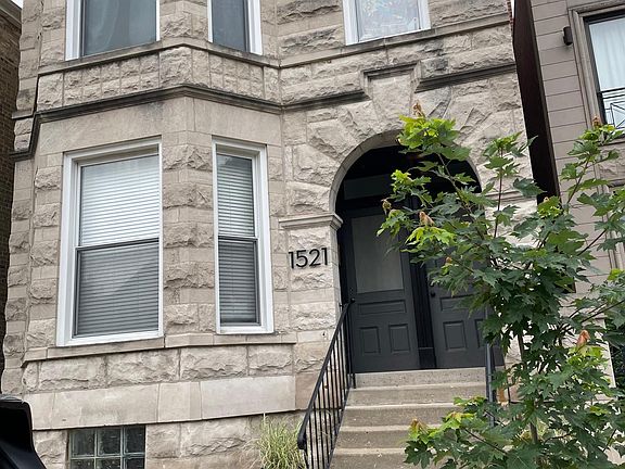 4th image of 1521 W Superior St #2F