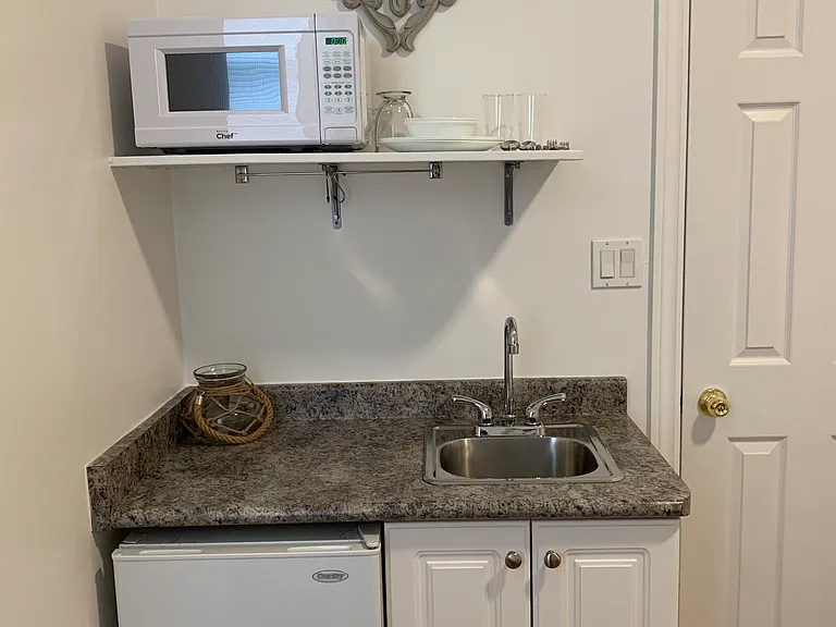 81 Spadina Rd #203 — Photo 8