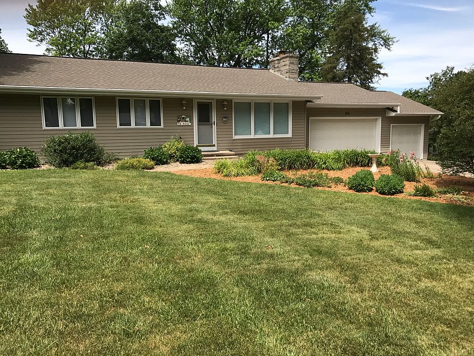 1st image of 104 Parkway Dr