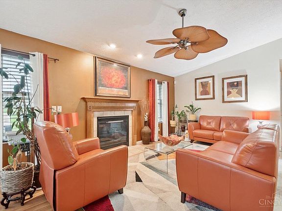4th image of 550 Eagles View Dr