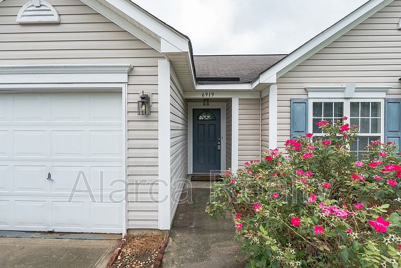 1st image of 6919 Ayrshire Glen Pl