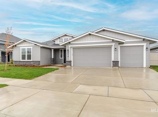 2214 N Churchview Ave, Middleton, ID 83644
