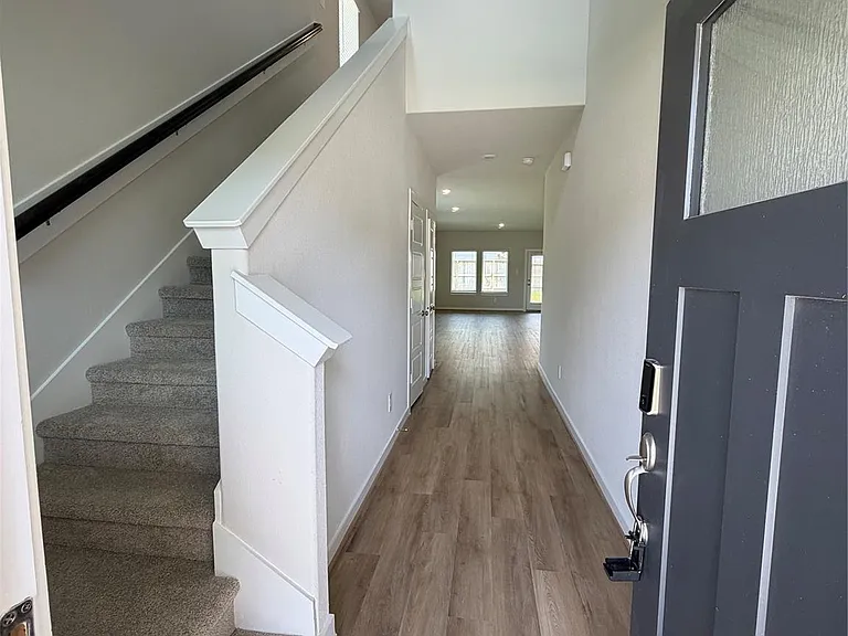 6816 Hart Oak Dr — Photo 4