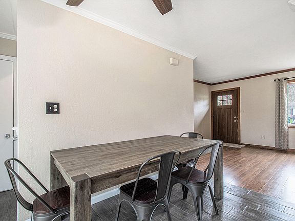 5th image of 21796 McCain Ln