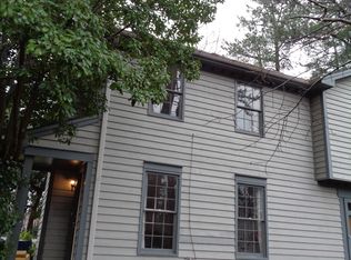 6010 Applewood Ln, Raleigh, NC 27609