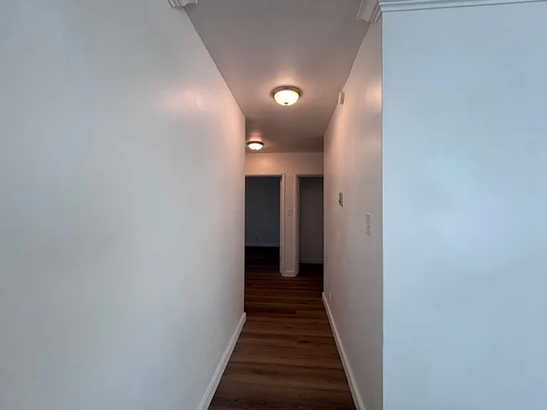 6320 N Rose Ave — Photo 5