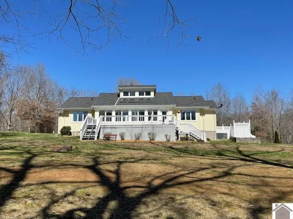 296 Boone Dr, Cadiz, KY 42211