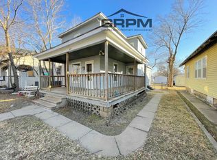 321 W 12th Ave, Hutchinson, KS 67501