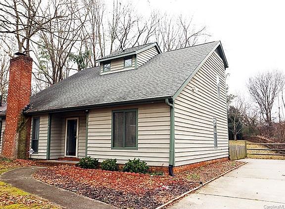 2nd image of 10618 Kingfisher Dr