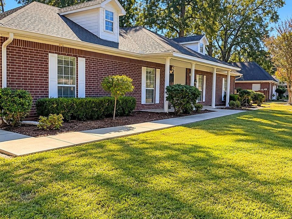 1st image of 3700 Tilford Cir